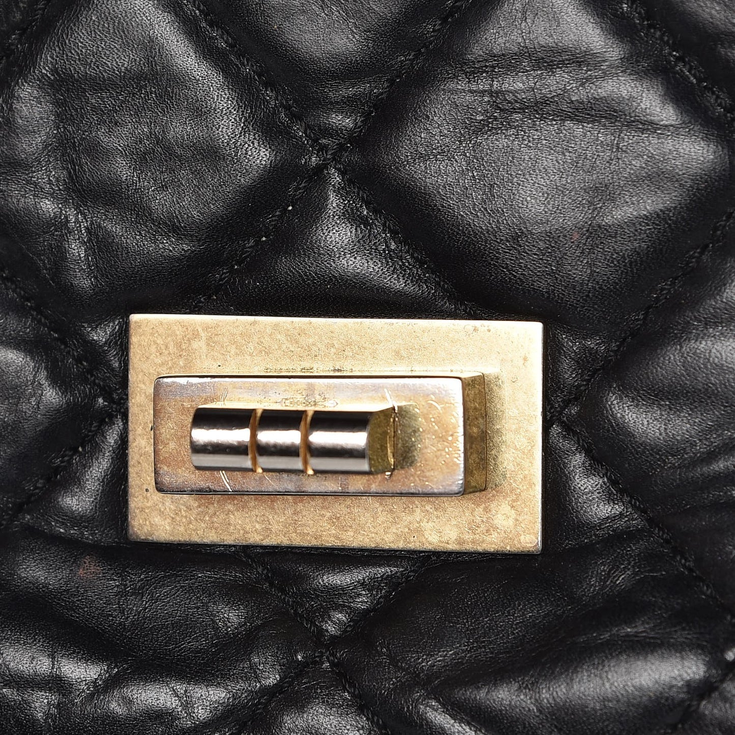 Aged Calfskin Quilted 2.55 Reissue 227 Flap Black