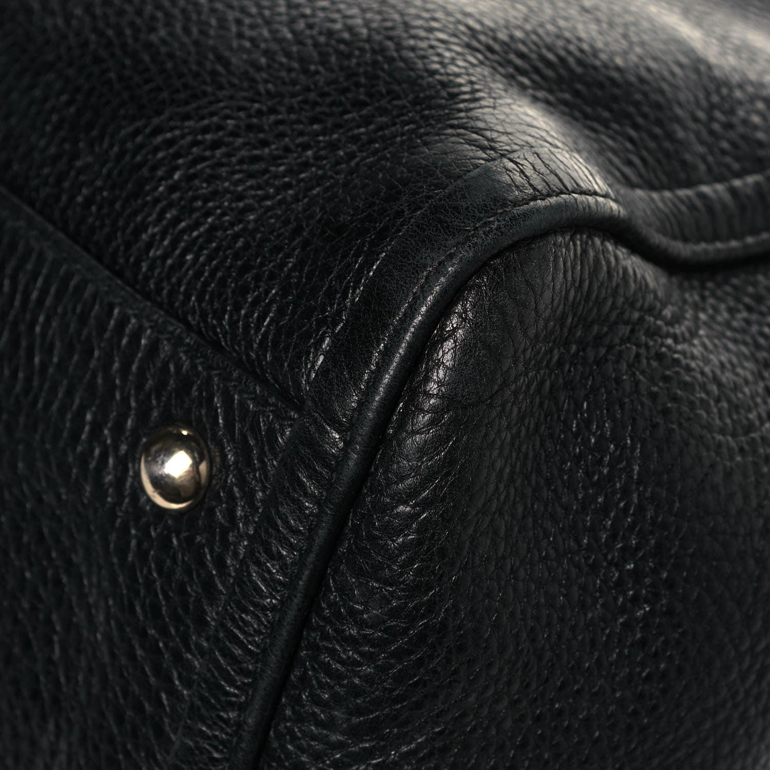 Gucci Pebbled Calfskin Medium Soho Shoulder Bag Black 9 of 21