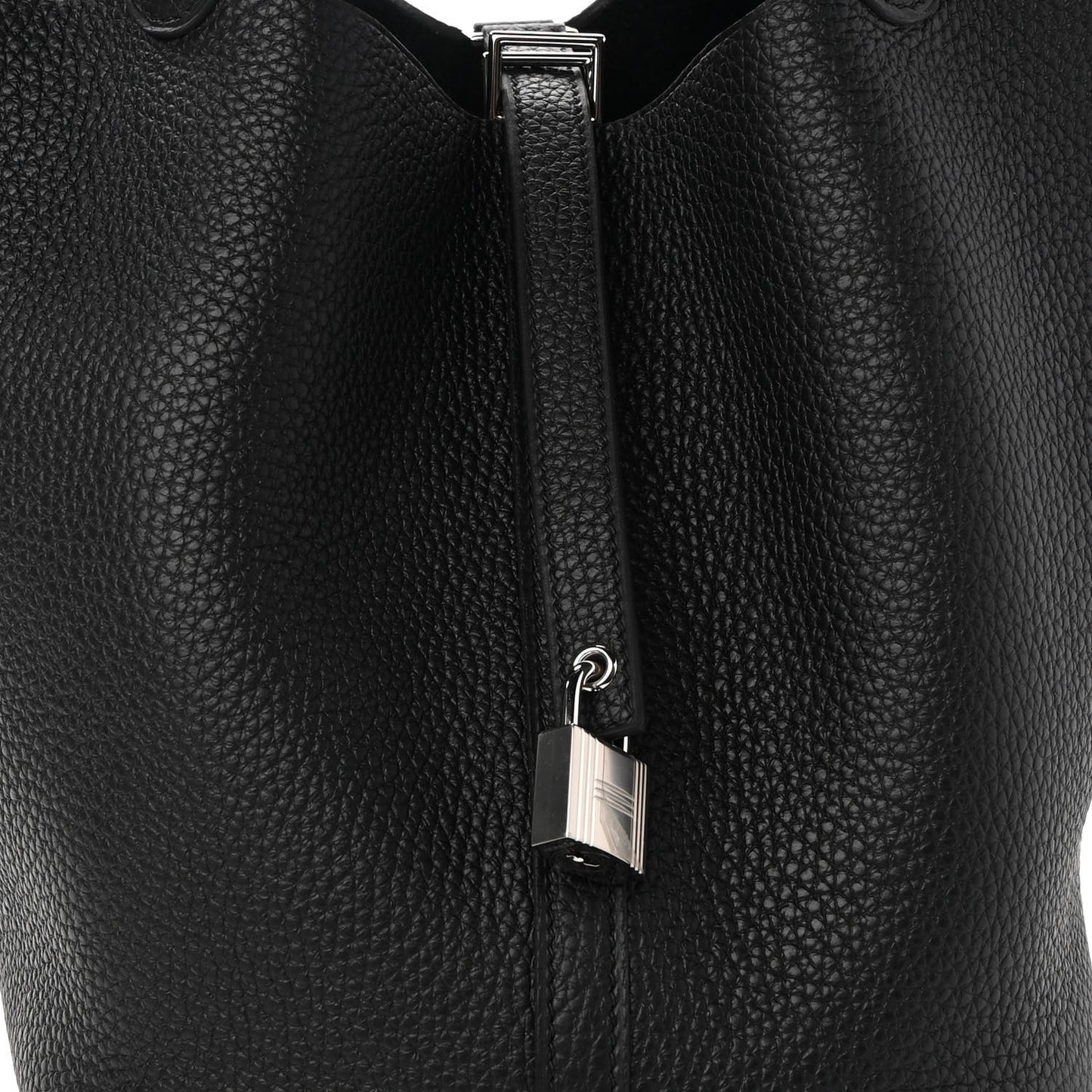 Taurillon Clemence Picotin Lock 22 MM Black