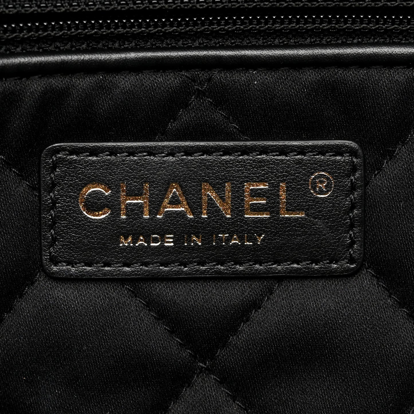 Shiny Calfskin Quilted Small Chanel 22 Black