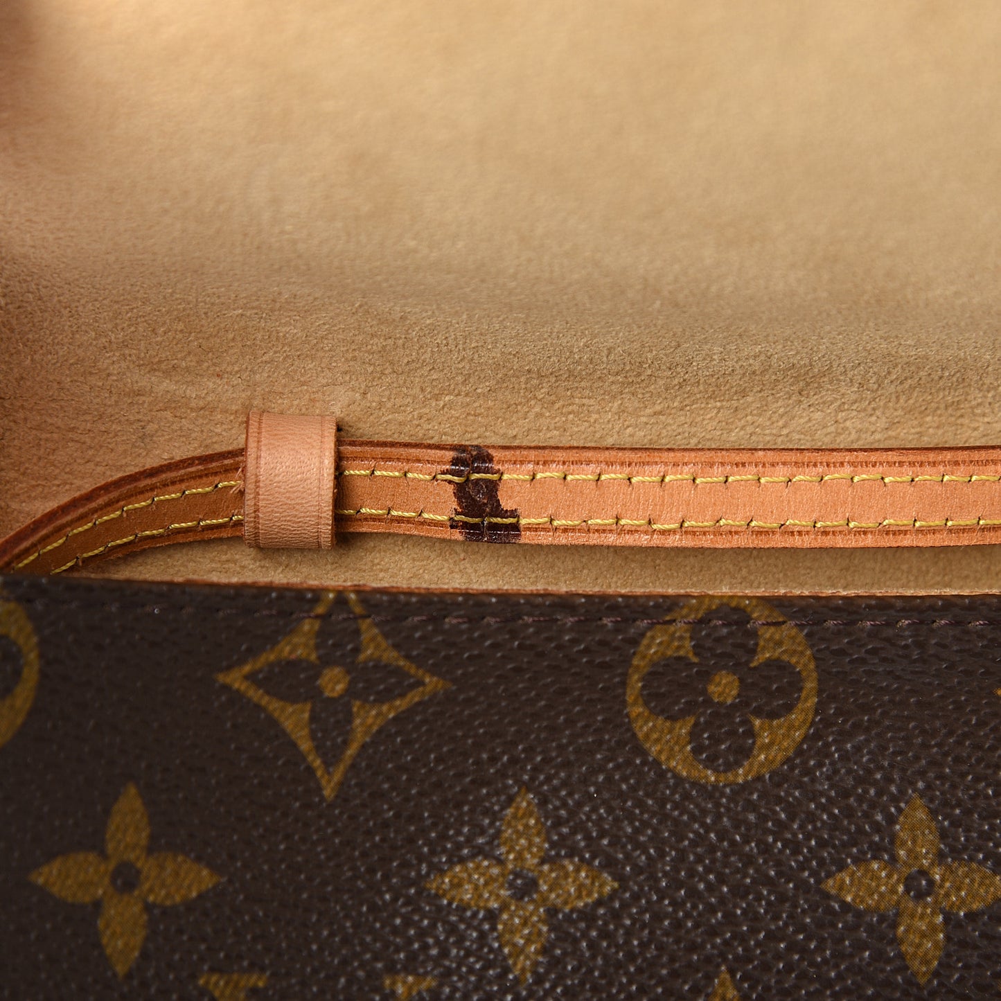 Monogram Pochette Twin GM