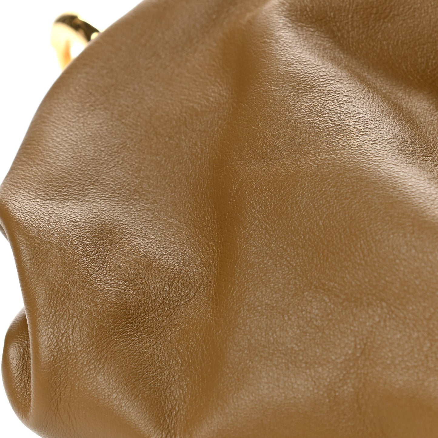 Calfskin The Pouch Chain Cammello