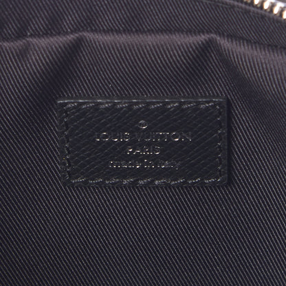 Louis Vuitton Taiga Outdoor Bumbag Black 8 of 8