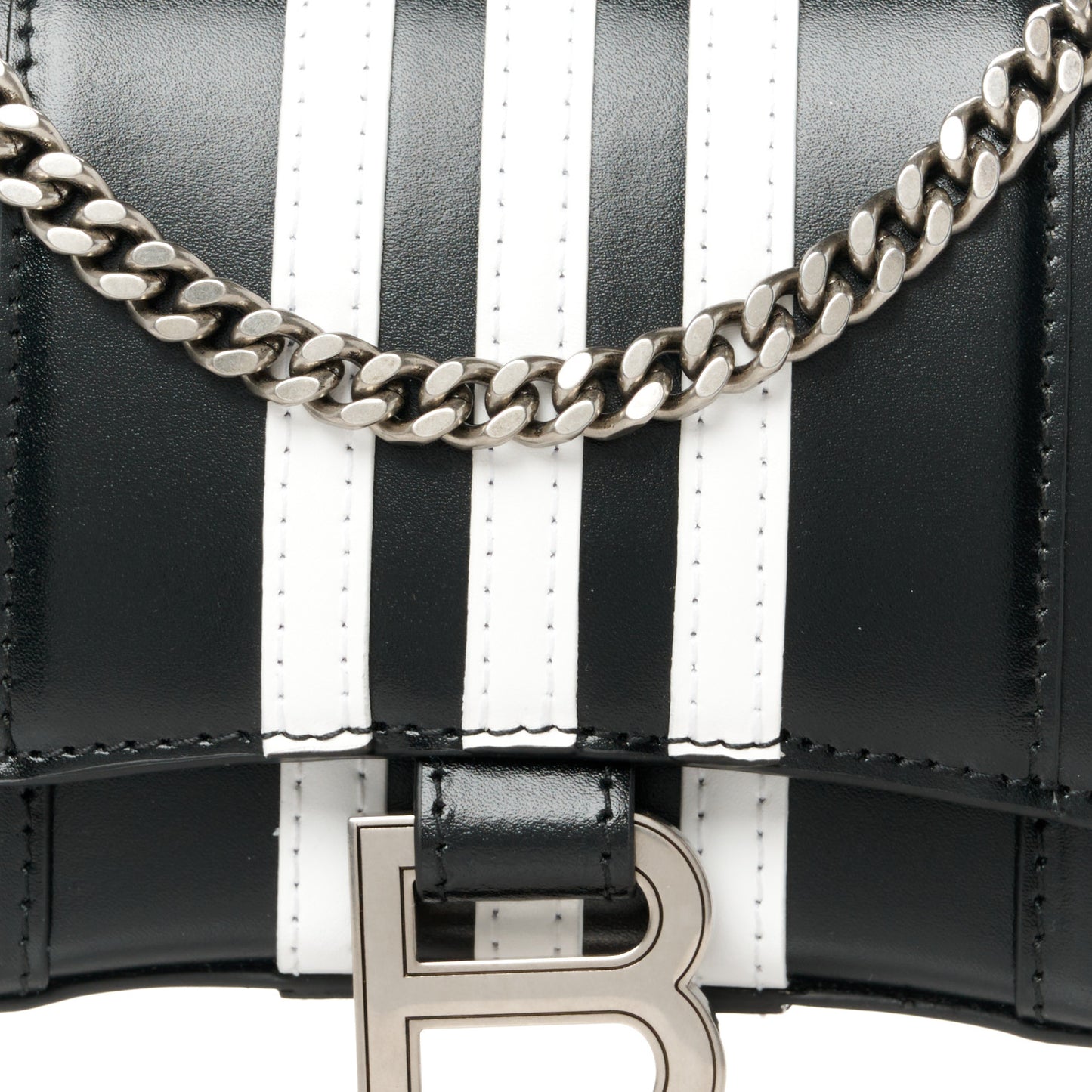 X ADIDAS Box Calfskin Hourglass Chain Bag Black