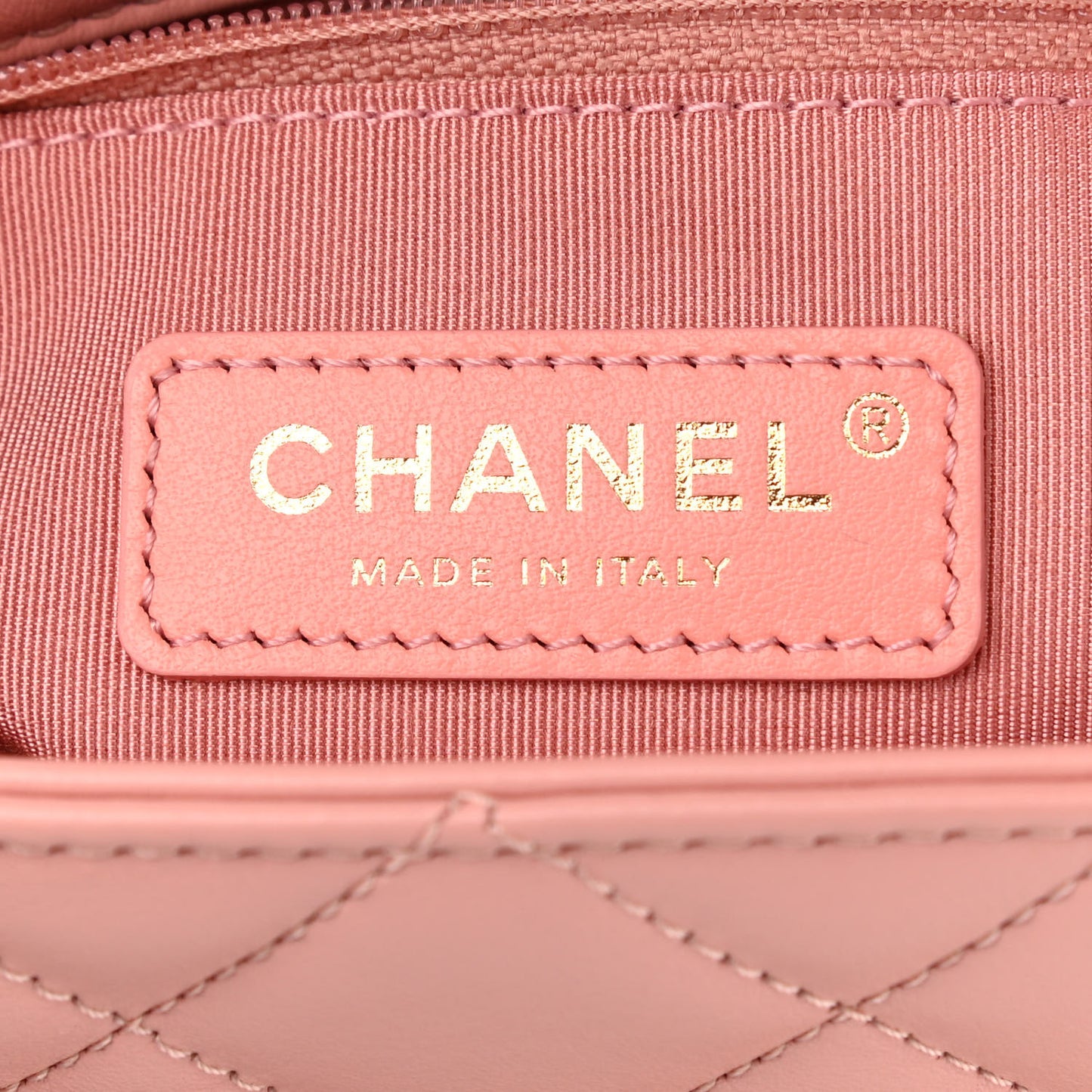 Calfskin Quilted Enchained Flap Light Pink