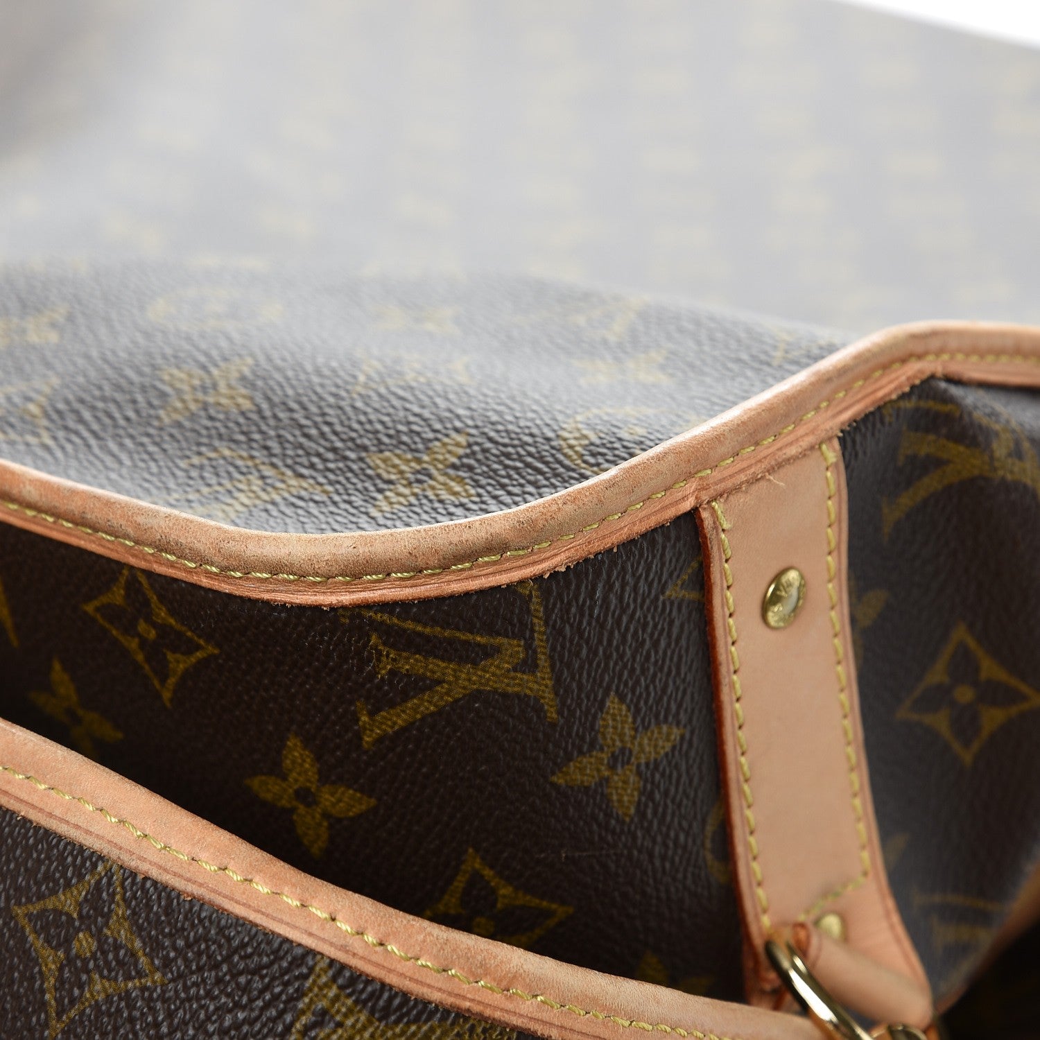 Louis Vuitton Monogram Garment Bag 17 of 24