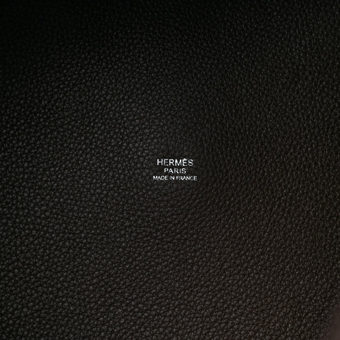 Taurillon Clemence Swift Eclat Picotin Lock 22 MM Ebene Cyclamen