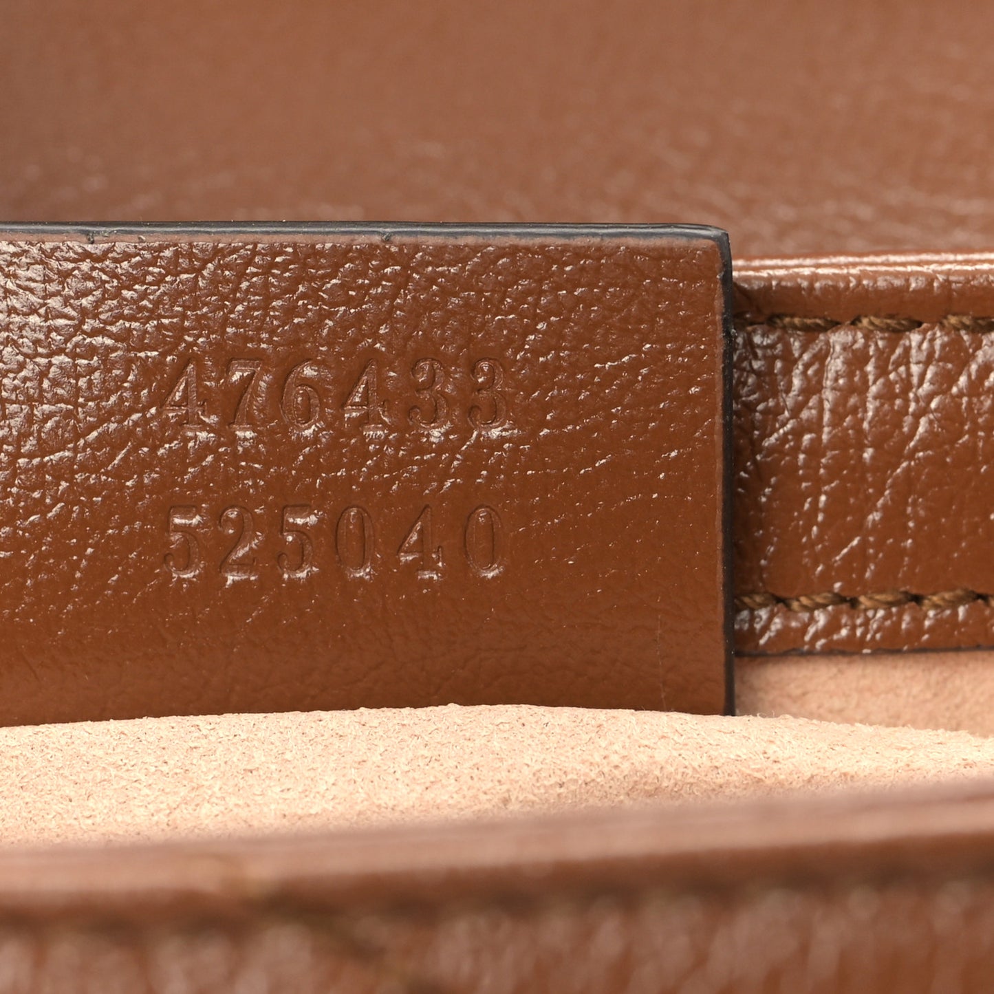 Calfskin Matelasse Diagonal Super Mini GG Marmont Shoulder Bag Cuir