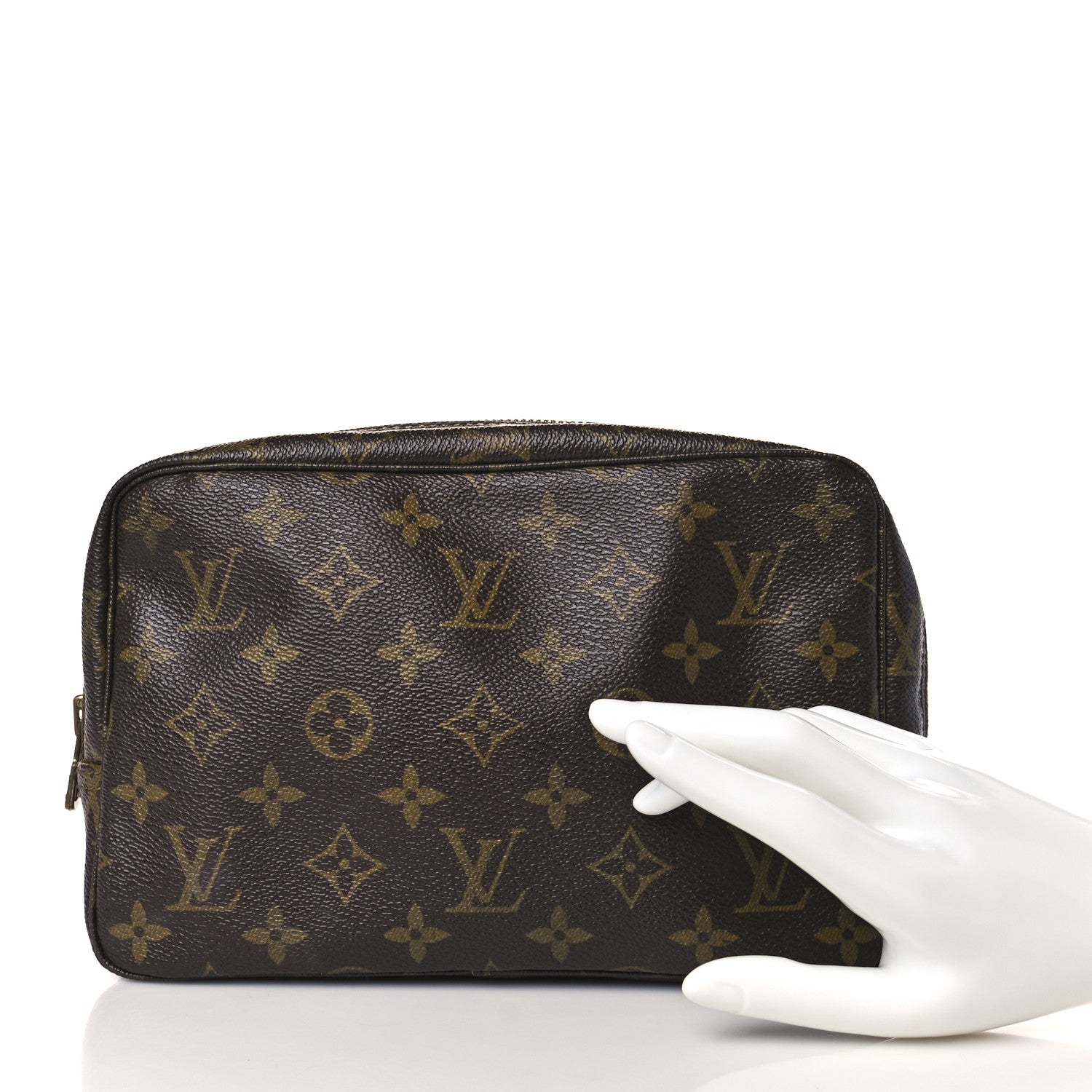 Louis Vuitton Monogram Trousse Toilette 23 3 of 9