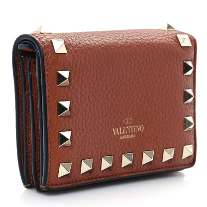 Valentino Garavani Calfskin Rockstud Bi-Fold Card Holder Brown 3 of 9
