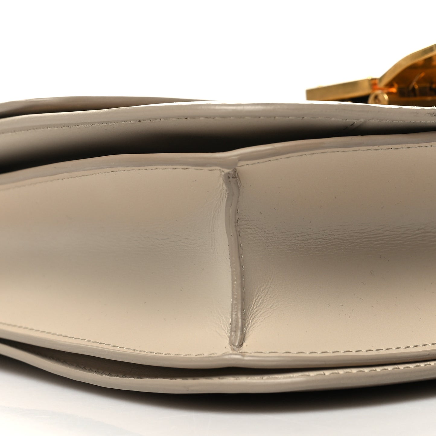 Box Calfskin Medium Classic Box Flap Bag Powder