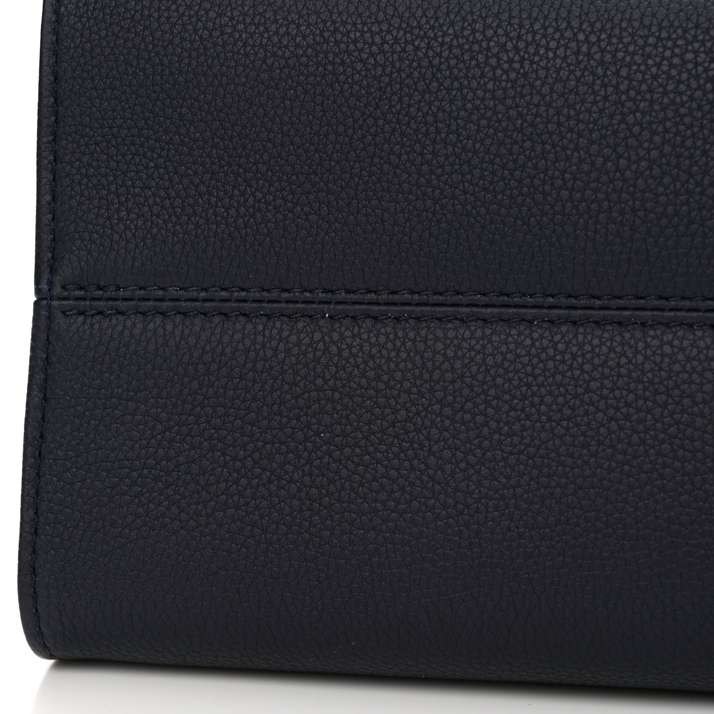 Grained Calfskin Nautical Onthego MM Navy Blue