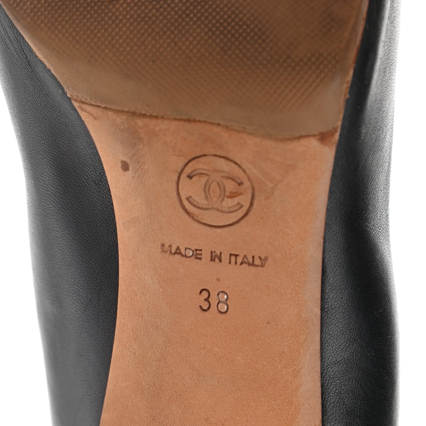 Lambskin Patent Cap Toe CC Pumps 38 Black