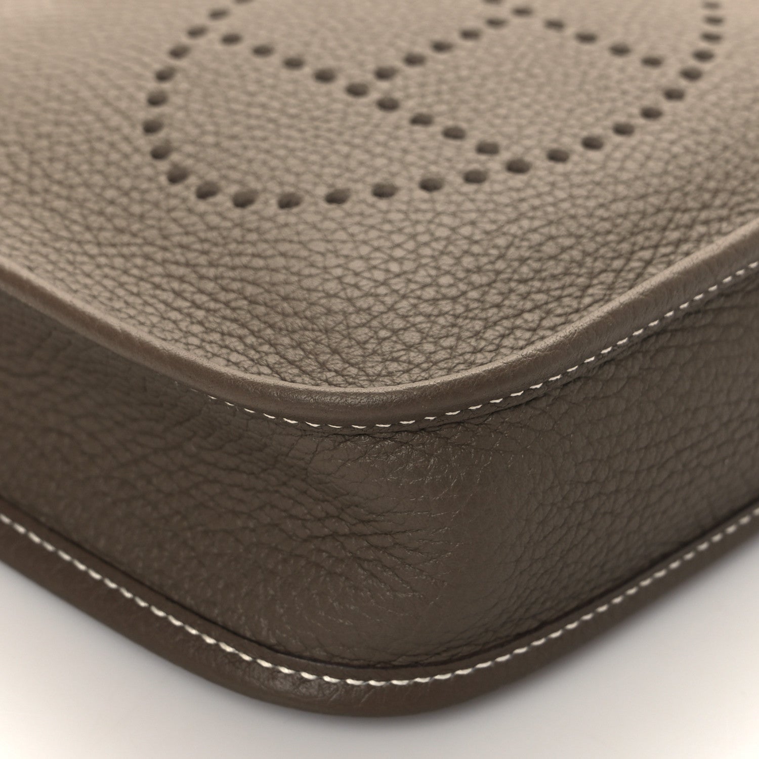 Hermes Taurillon Clemence Amazone Evelyne TPM Etoupe Bleu Indigo 9 of 10