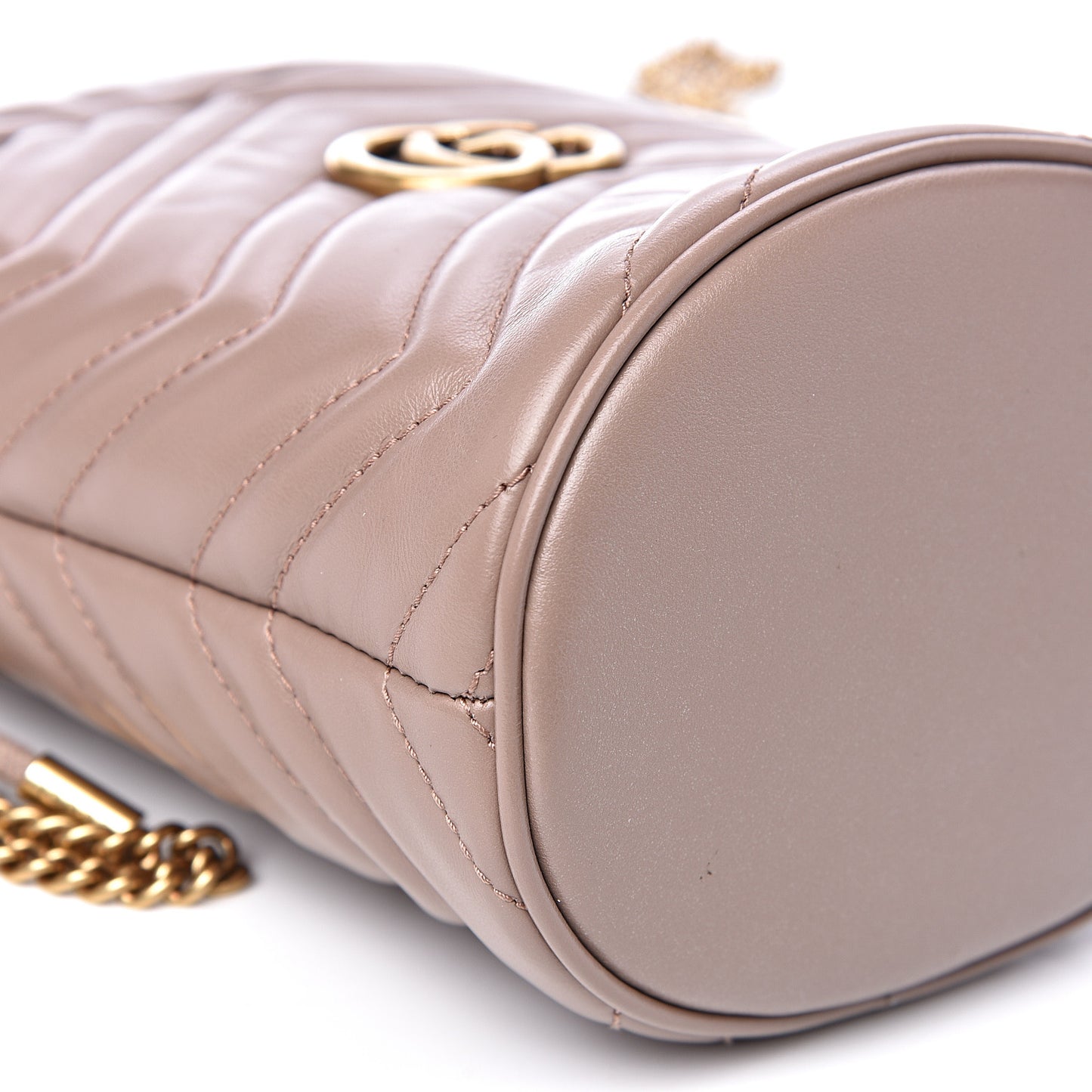 Calfskin Matelasse Mini GG Marmont 2.0 Bucket Bag Porcelain Rose