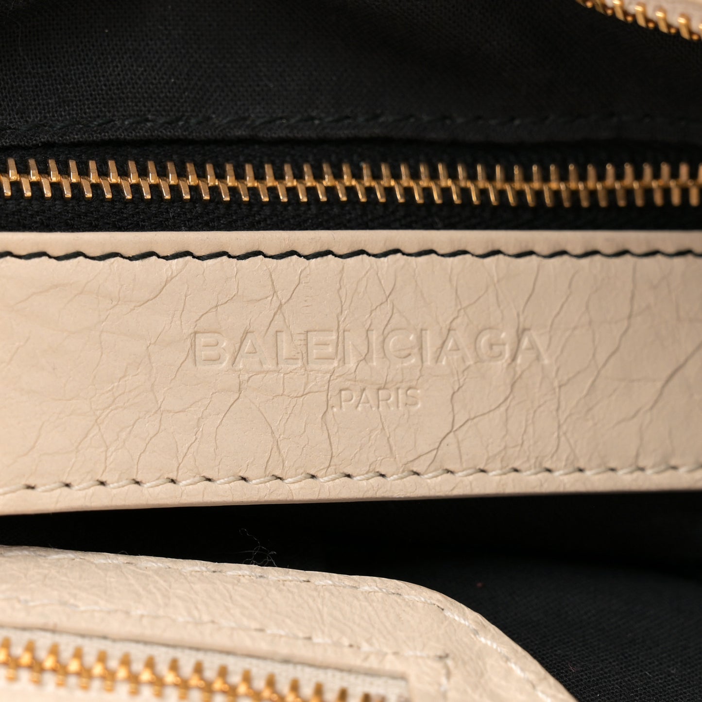 Agneau Giant 12 Gold Hardware Velo Blanc Creme Light Craie