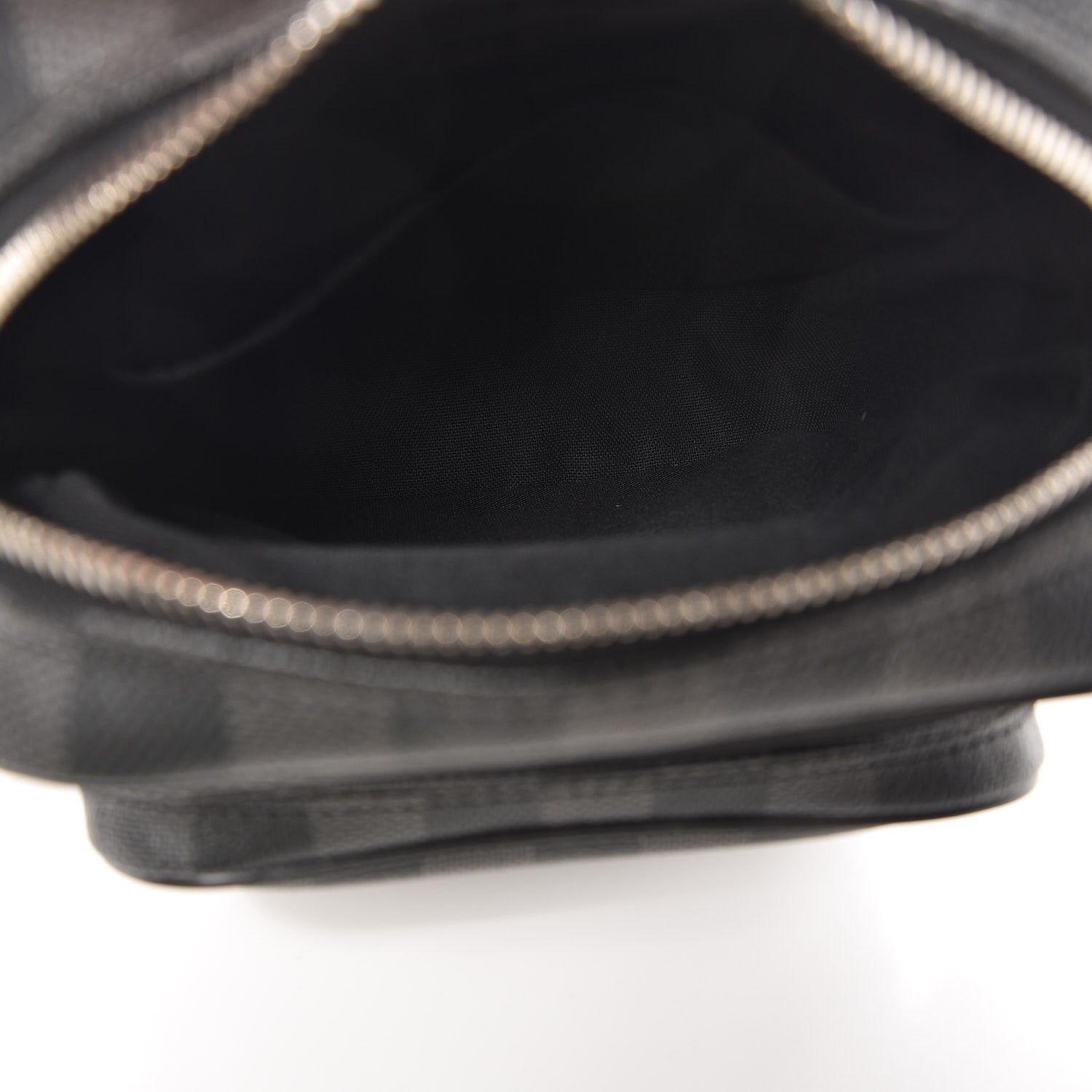 Louis Vuitton Damier Graphite Rem Bag 5 of 7