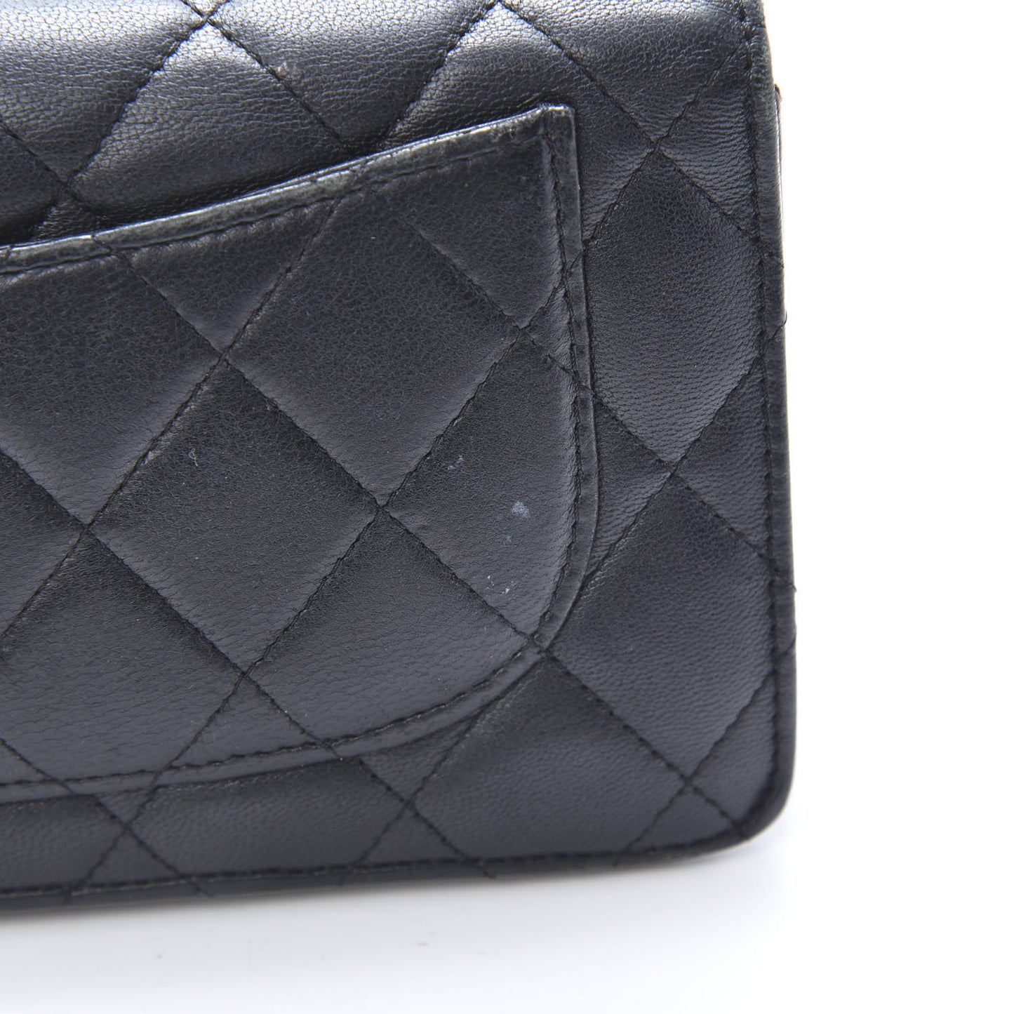 Lambskin Quilted Yen Wallet Black
