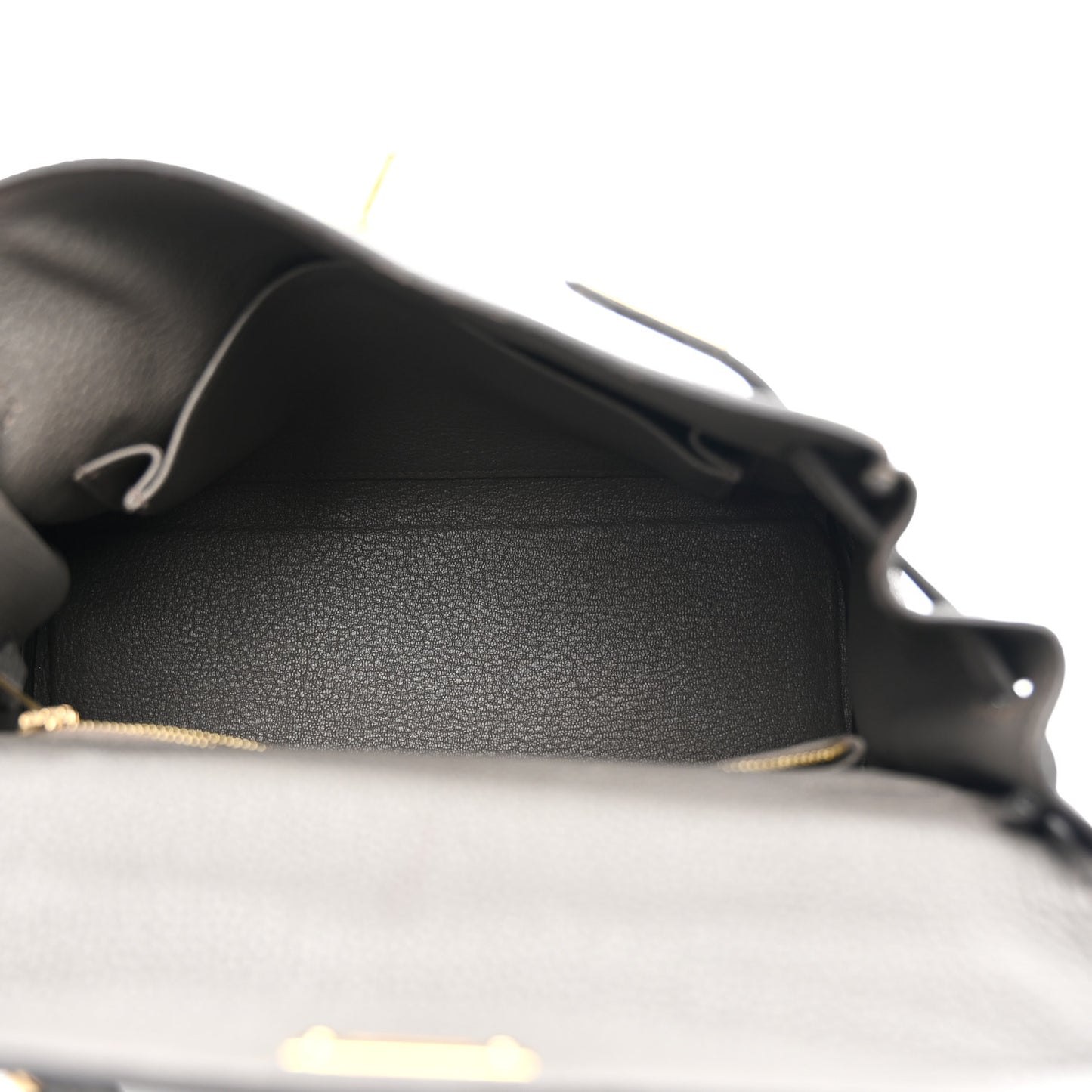 Togo Kelly Retourne 25 Etain