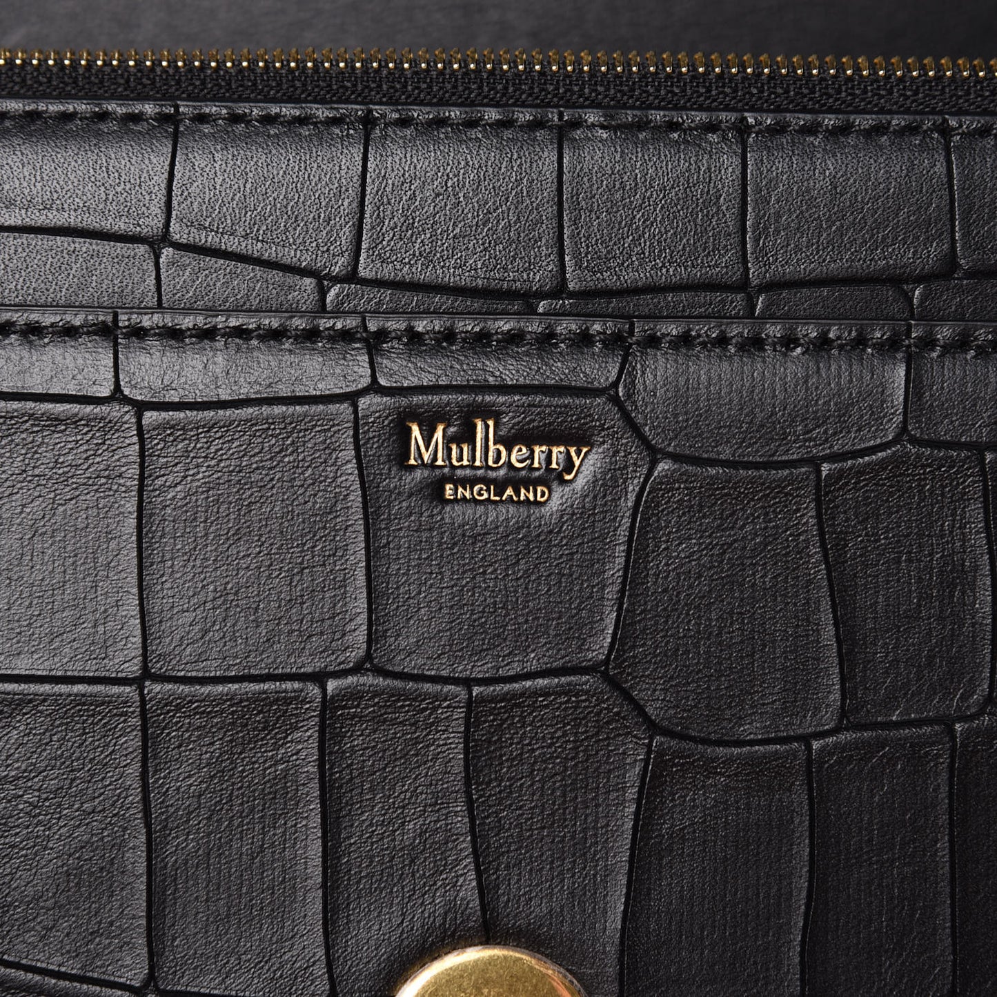 Deep Calfskin Crocodile Embossed Medium Darley Black