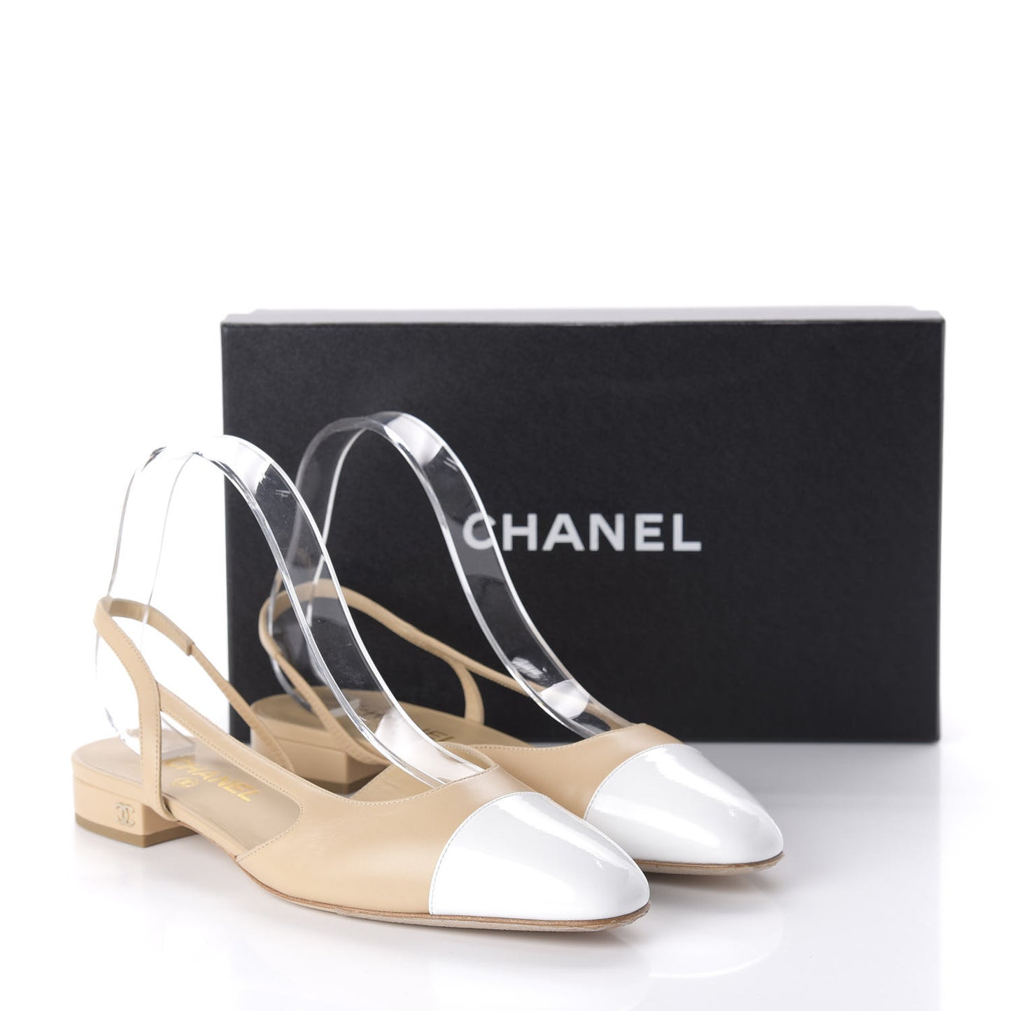 Lambskin Patent Cap Toe CC Slingback Sandals 40 Beige White