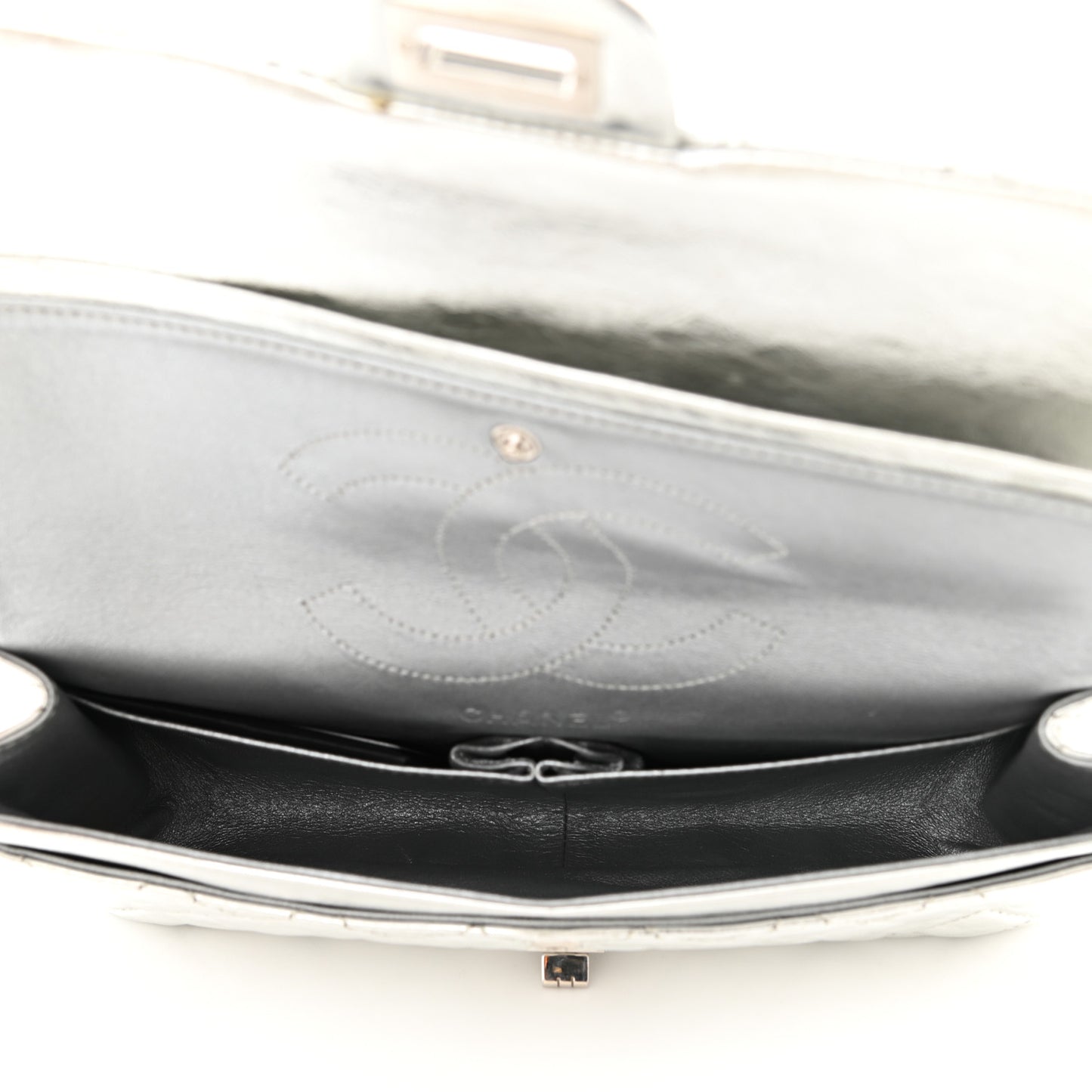 Metallic Aged Calfskin Quilted 2.55 Reissue 226 Flap Silver