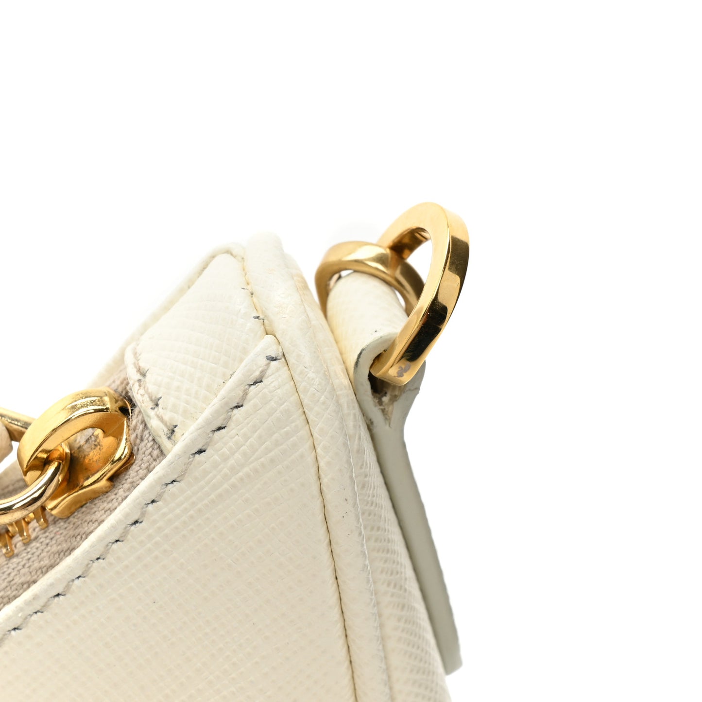 Saffiano Lux Re-Edition 2005 Shoulder Bag White