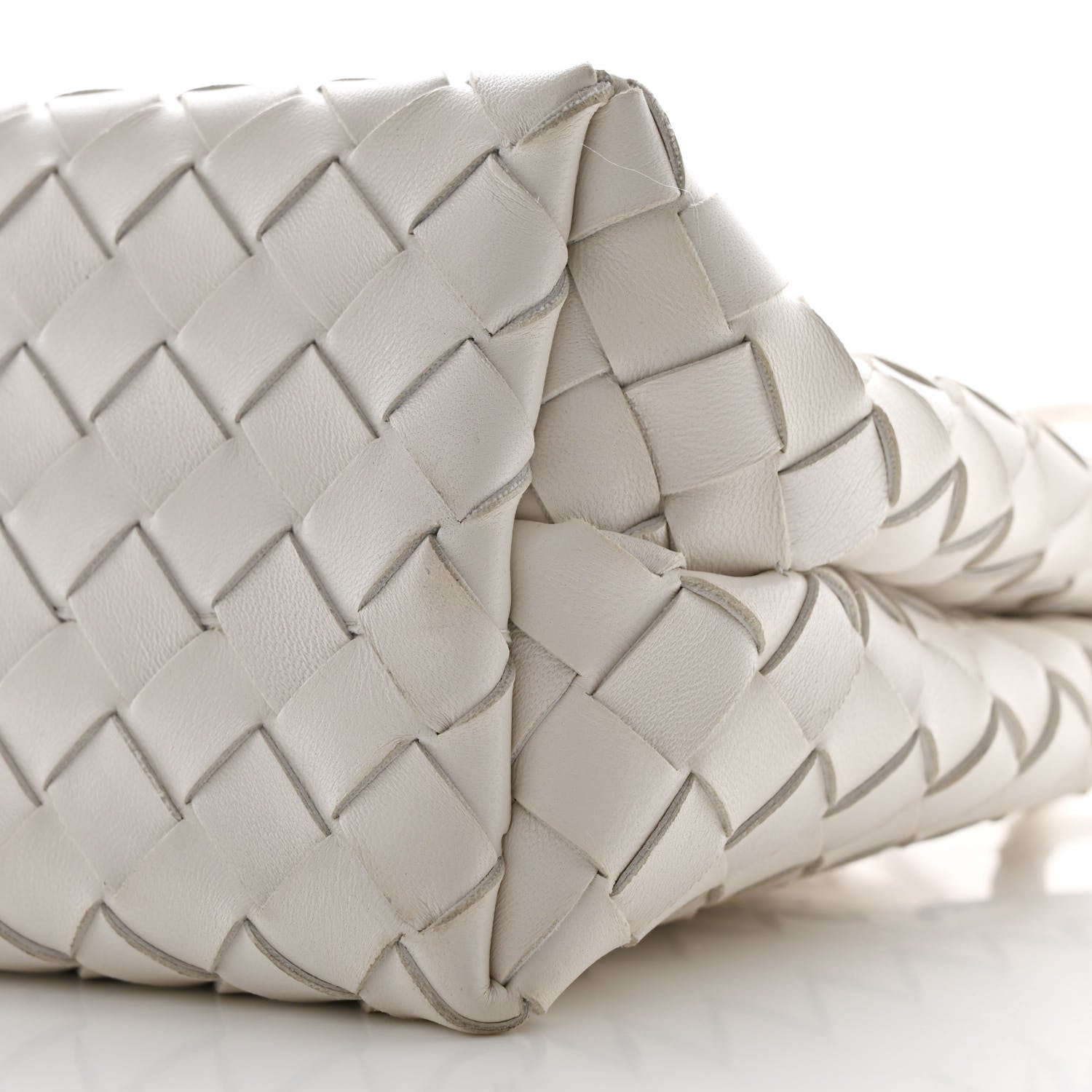 Bottega Veneta Nappa Intrecciato Small Andiamo Shoulder Bag White