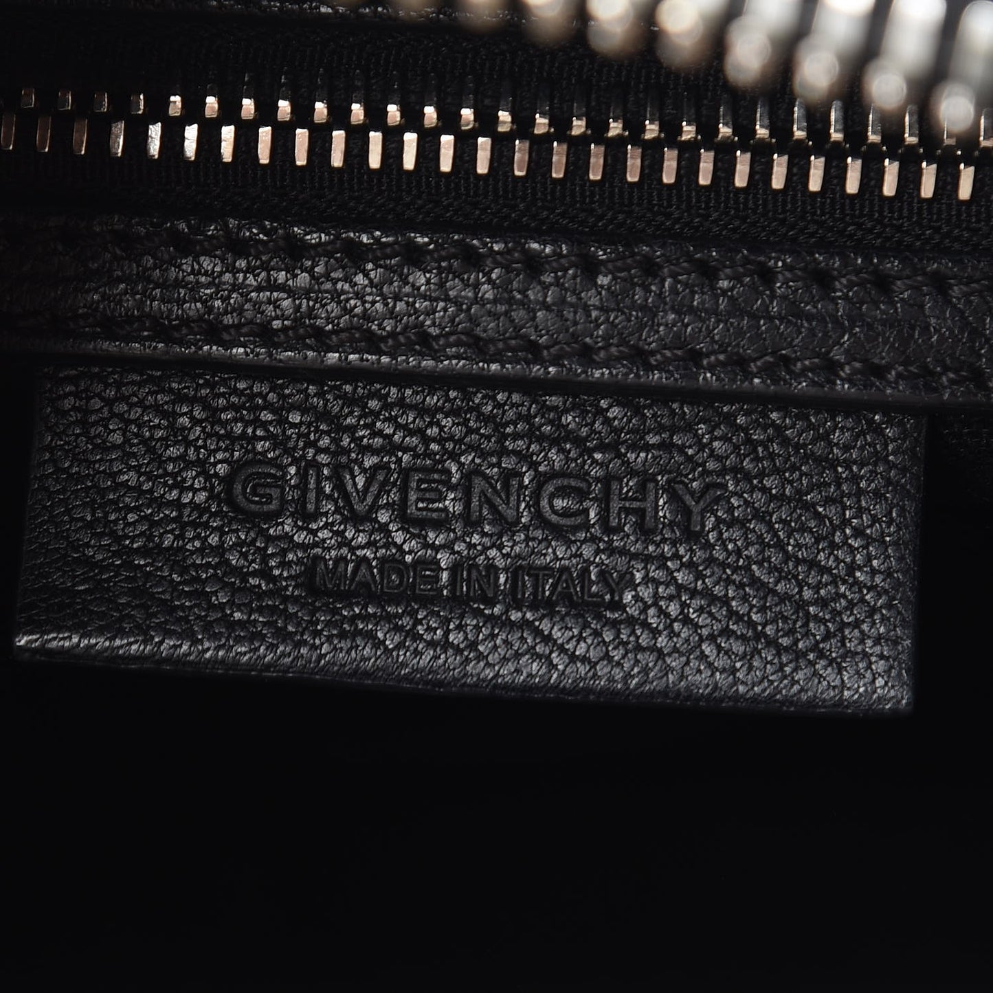 Sugar Goatskin Small Antigona Black