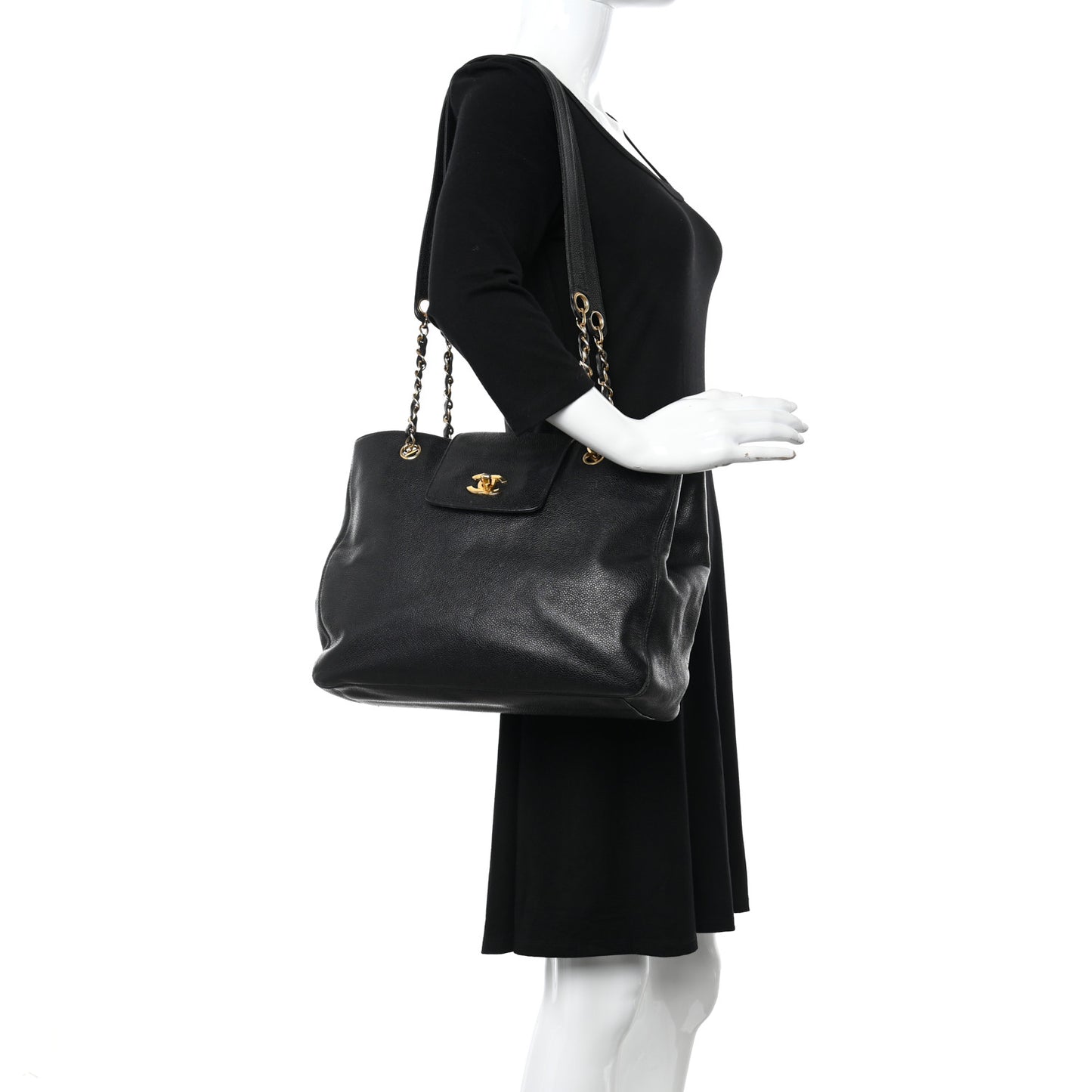 Caviar Shoulder Bag Black