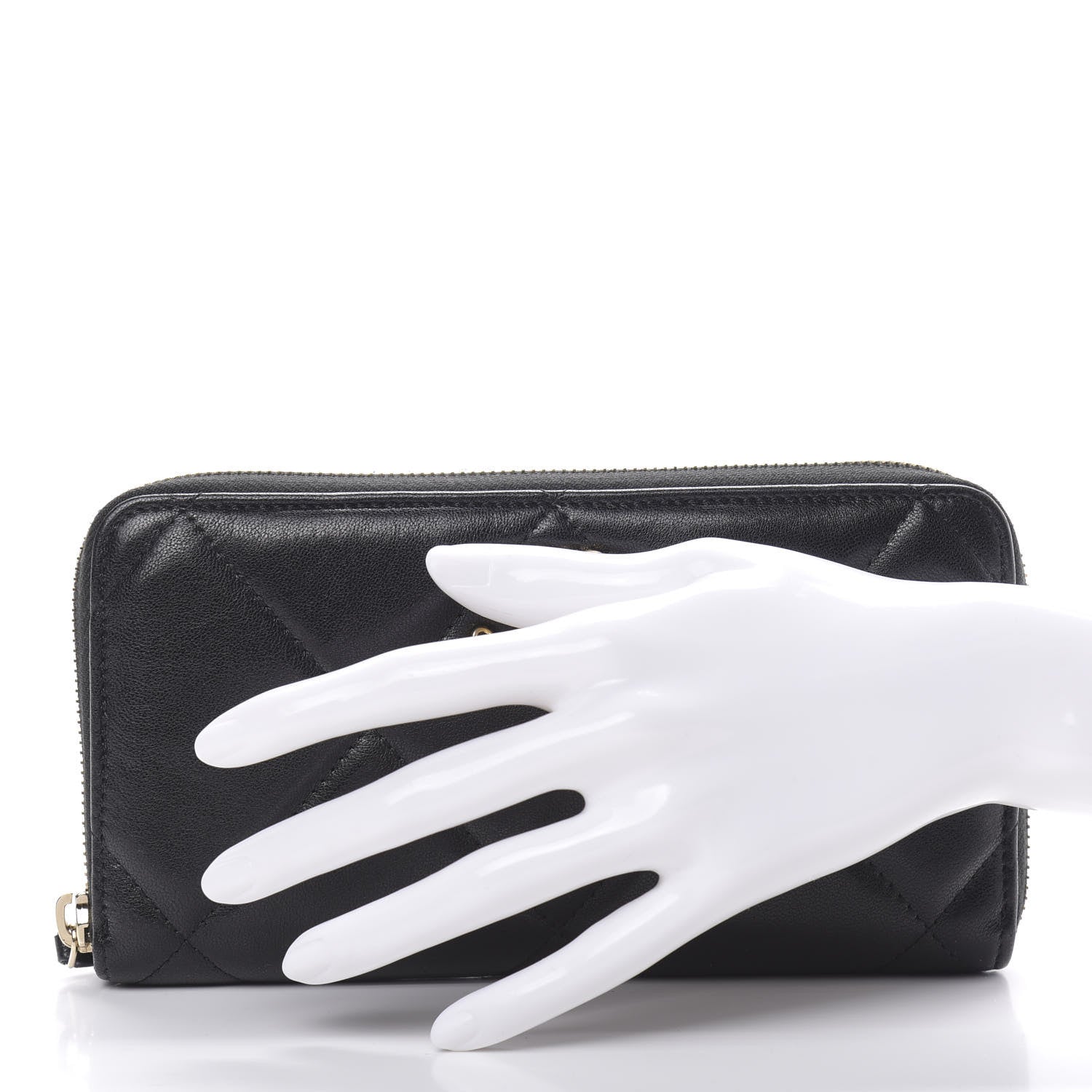 Chanel Lambskin Quilted 19 Zipped Wallet Black 2 of 9