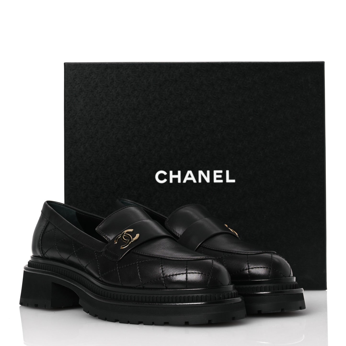 Calfskin Quilted CC Mocassin Loafers 40.5 Black