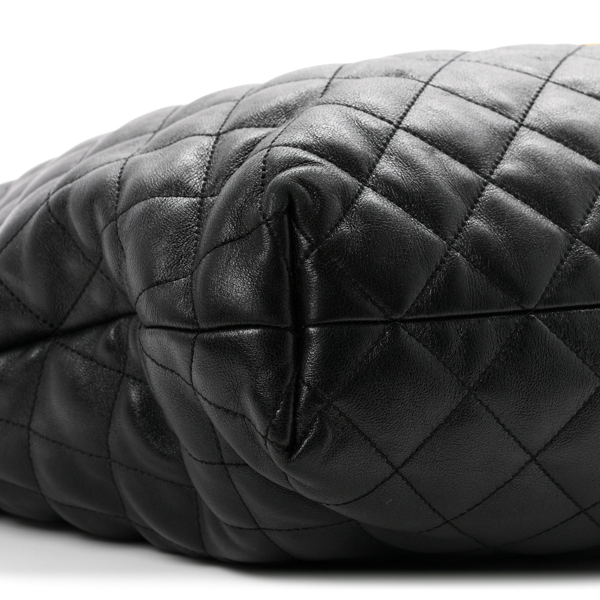 Saint Laurent Lambskin Quilted Maxi Icare Shopping Tote Black 10 of 11