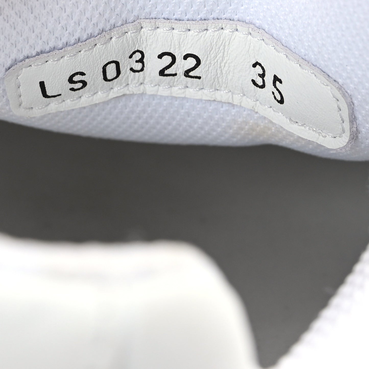 Calfskin Suede Dior Star Low Top Sneakers 35 White