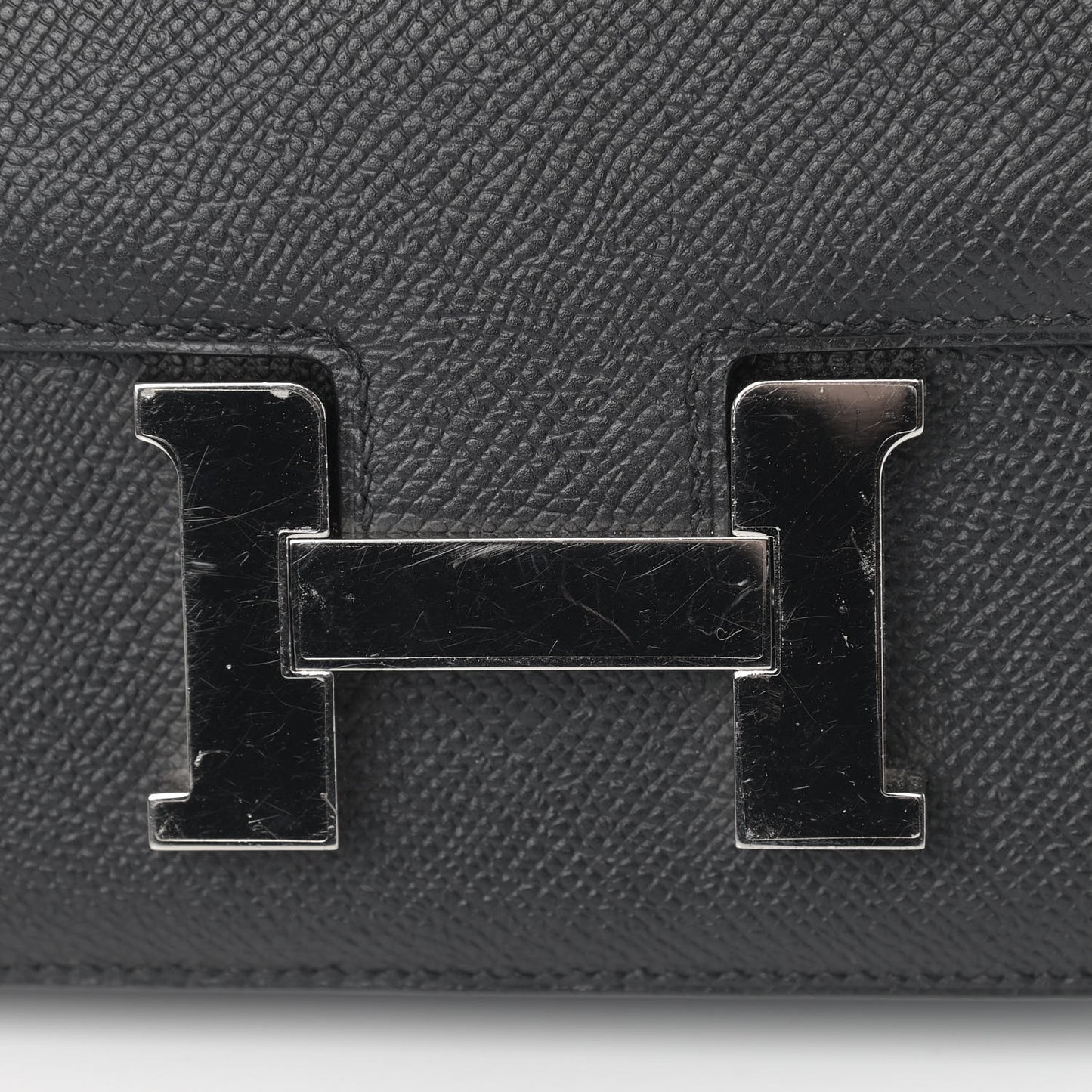 Epsom Constance 18 Black