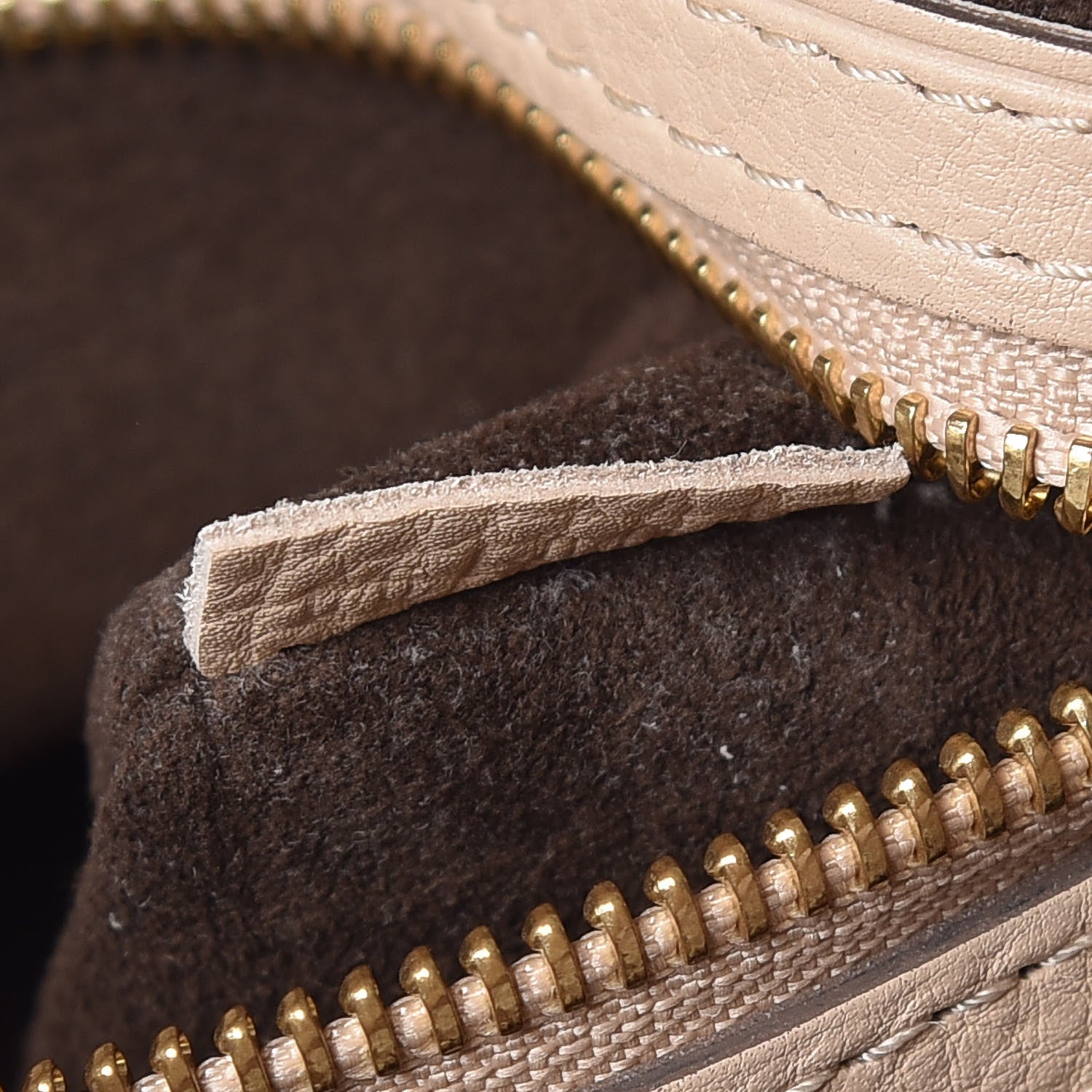 Louis Vuitton Mahina Cirrus PM Sandy 10 of 13