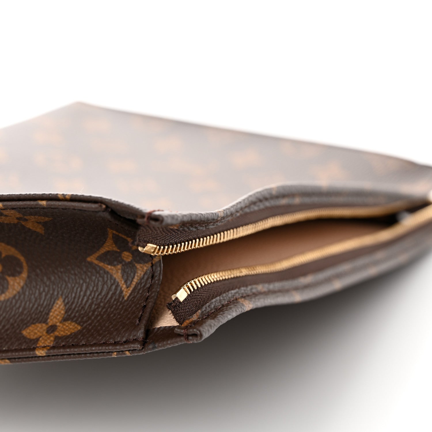 Louis Vuitton Monogram Toiletry Pouch 26 8 of 10