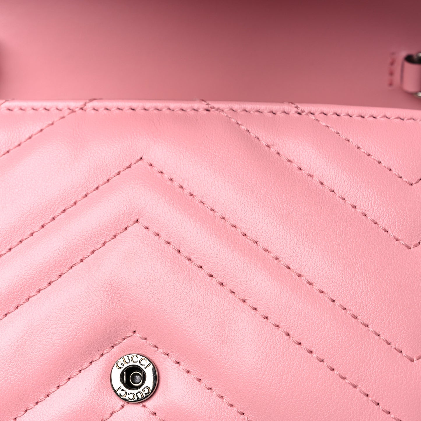 Calfskin Matelasse Super Mini GG Marmont Shoulder Bag Wild Rose