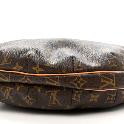 Louis Vuitton Monogram Croissant MM 9 of 12