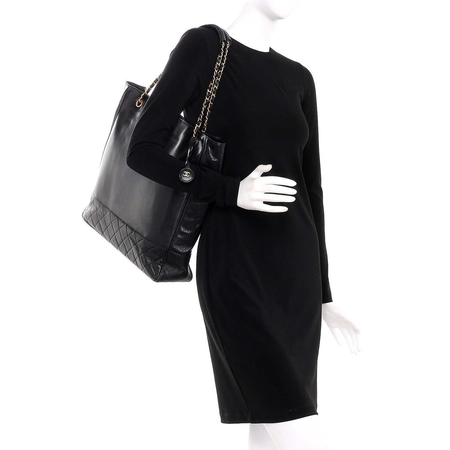 Chanel Lambskin Quilted Tote Black 2 of 5