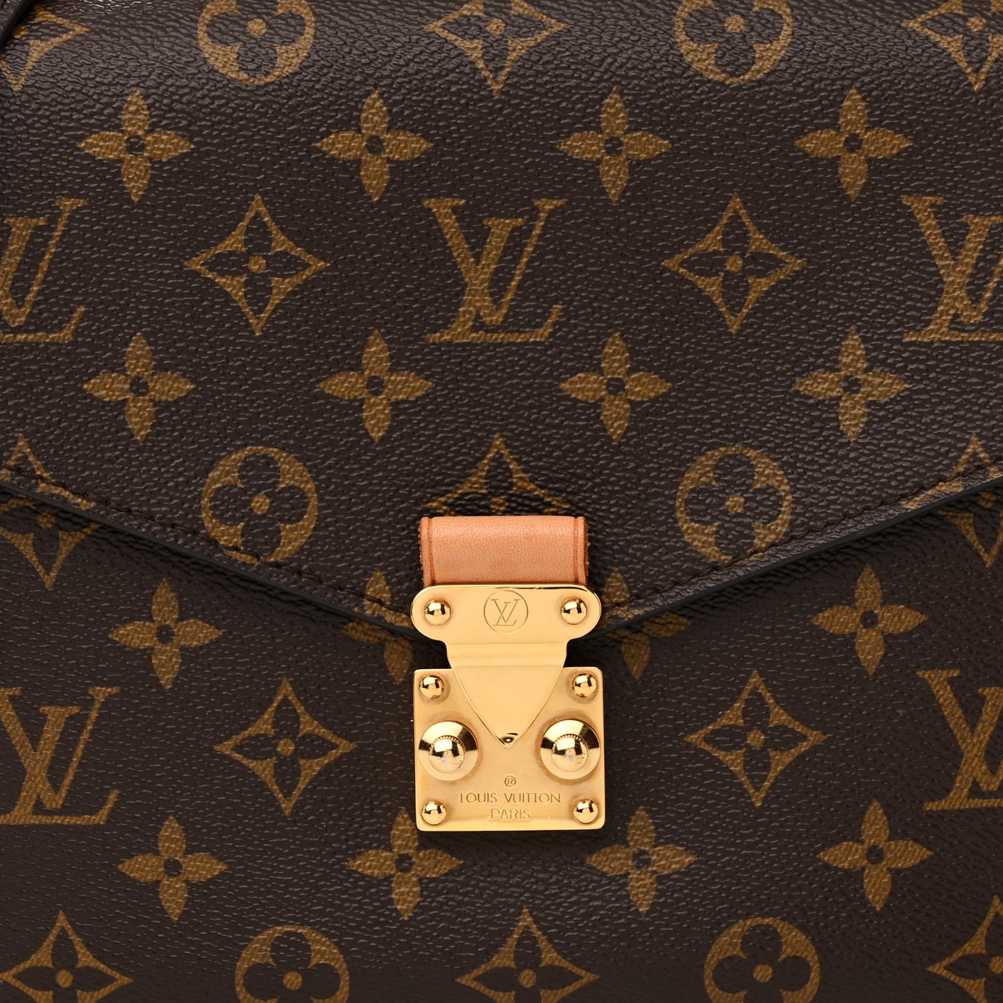 Monogram Pochette Metis