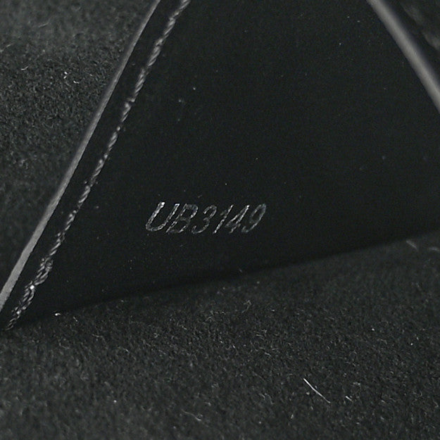 Soft Calfskin My Lockme Pochette Black