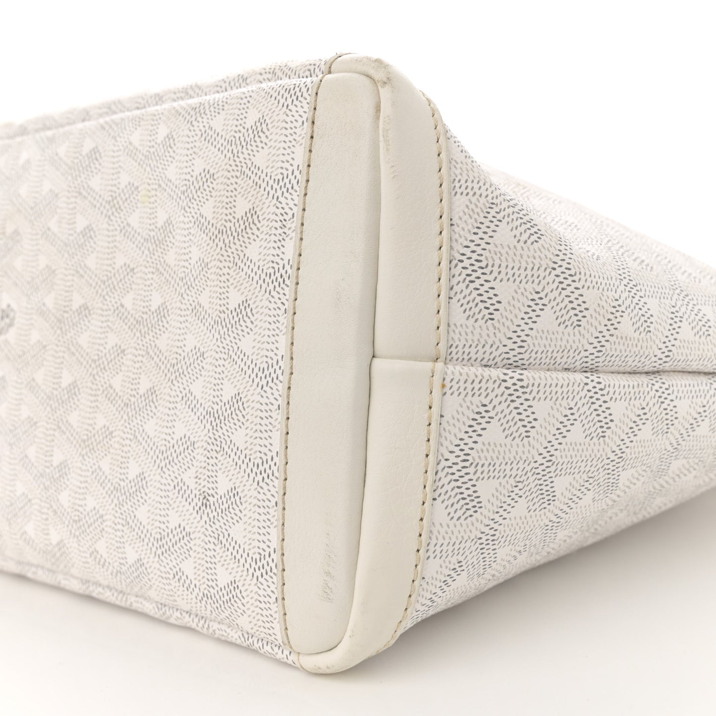 Goyardine Artois PM White