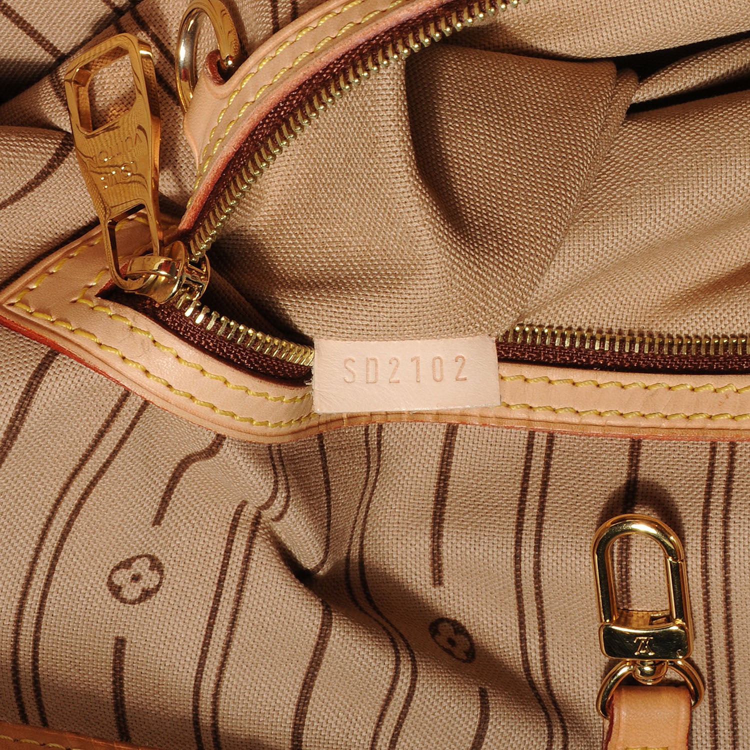 Louis Vuitton Monogram Delightful MM 7 of 7