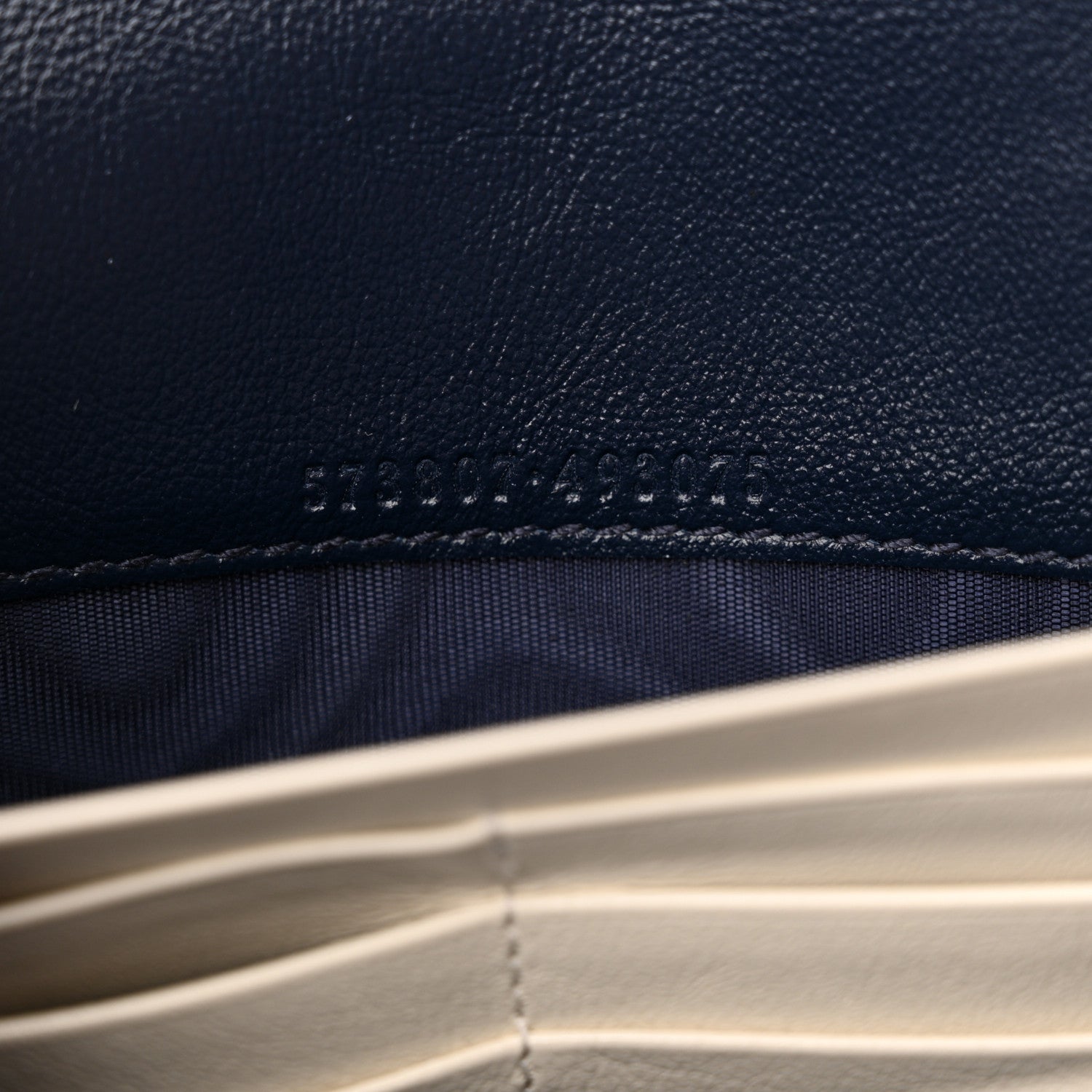 Gucci Vintage Effect Calfskin Matelasse Diagonal Torchon GG Marmont Chain Wallet Mystic White Blue Agata 7 of 11