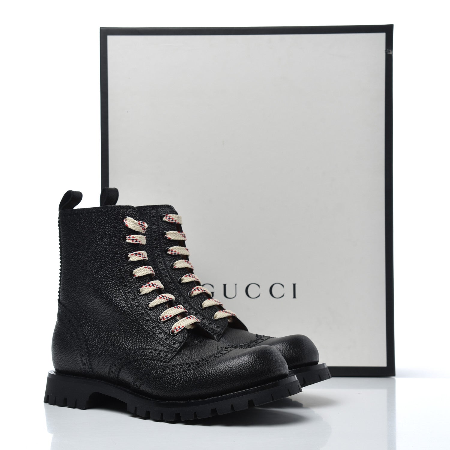 Gucci Grained Calfskin Mens Brogue Wingtip Lug Sole Boots 8 Black 9 of 9