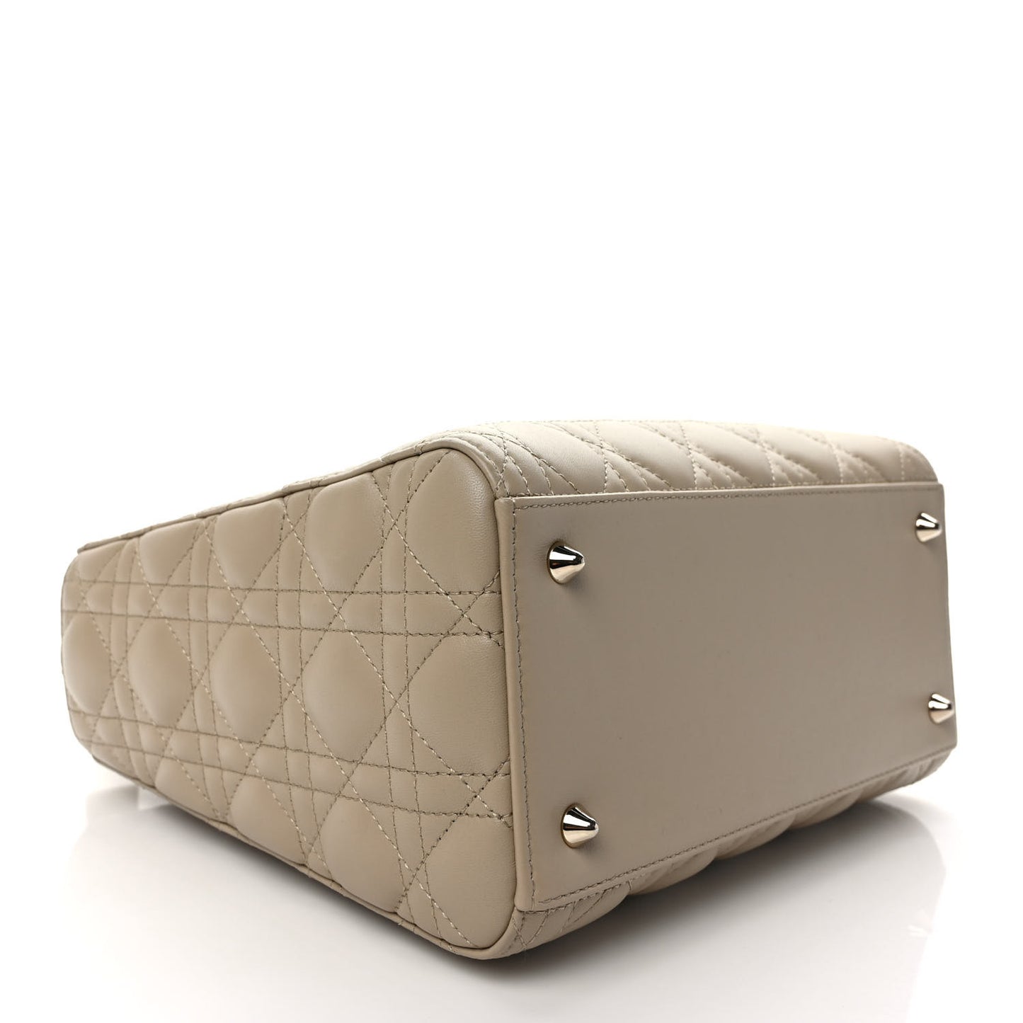 Lambskin Cannage Medium Lady Dior Beige