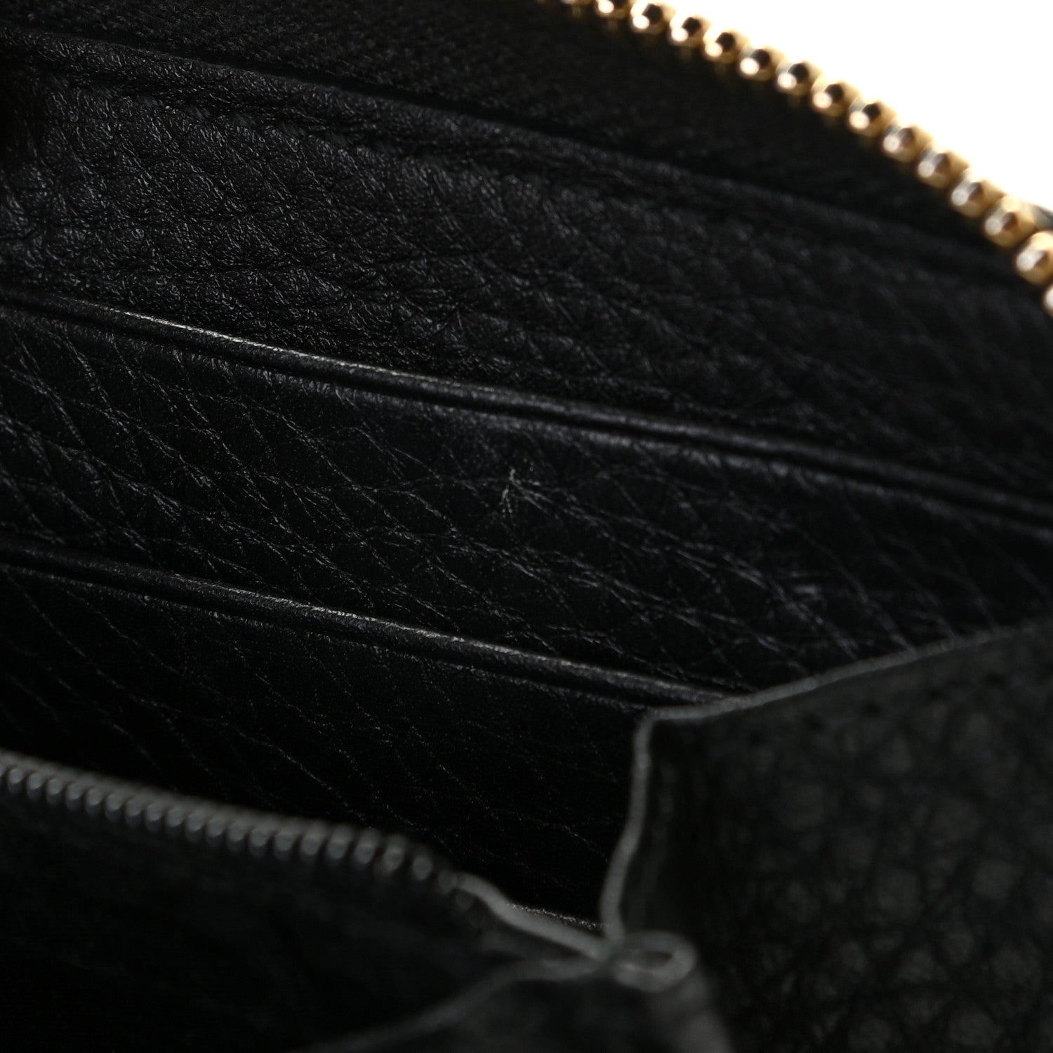 Gucci Pebbled Calfskin Soho Zip Around Wallet Black 8 of 10