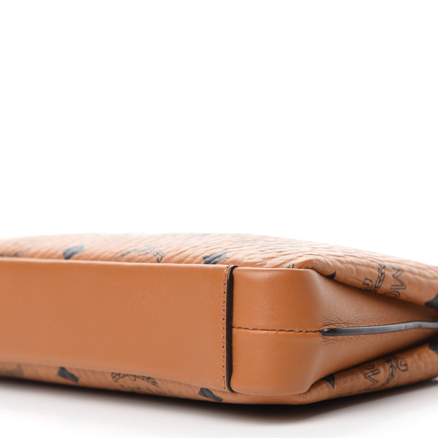 Visetos Rabbit Crossbody Pouch Cognac