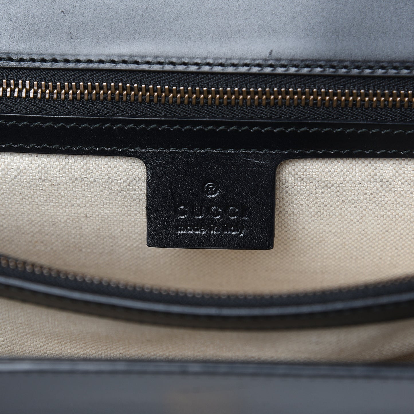 Calfskin Web Heart Medium GG Marmont Chain Handle Bag Black